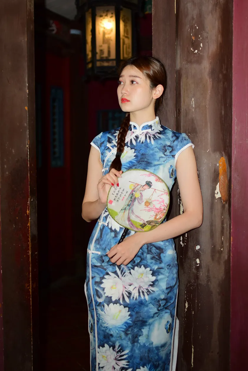 [Mzsock] NO.174 USD High-cut long cheongsam with white high heels and beautiful legs street photography#[105P]-72