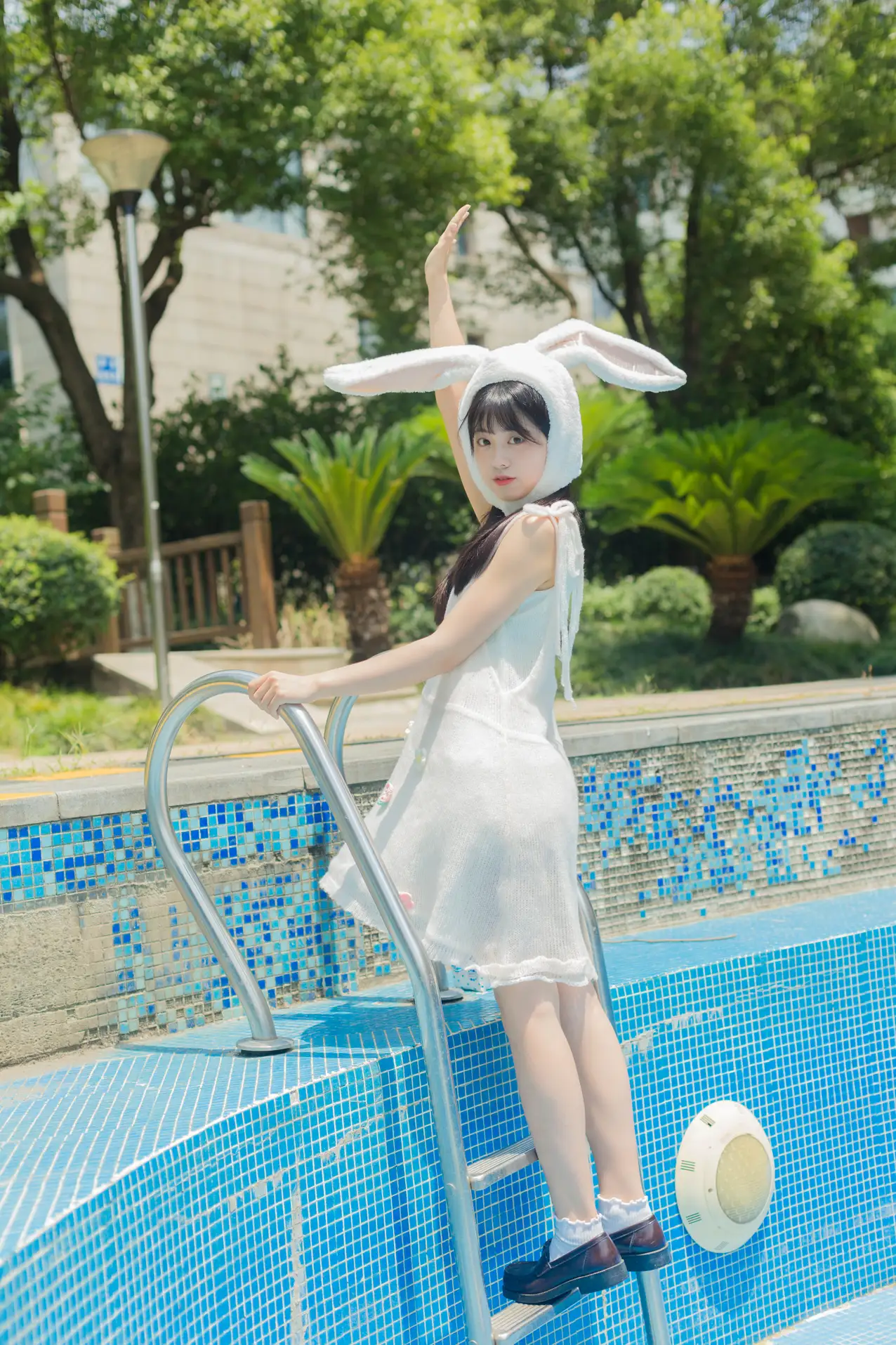 [YITUYU] 2022.07.09 Vol.1429 – Rabbit in the Summer Pool Cute bubbles#[36P]-22